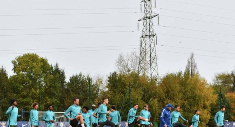 (Video) Chelsea legend spotted back at cobham in full training gear