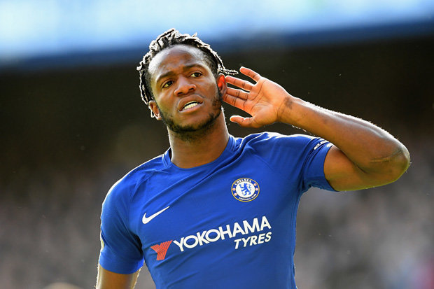 Michy Batshuayi set to remain in London and sign for Chelsea rivals