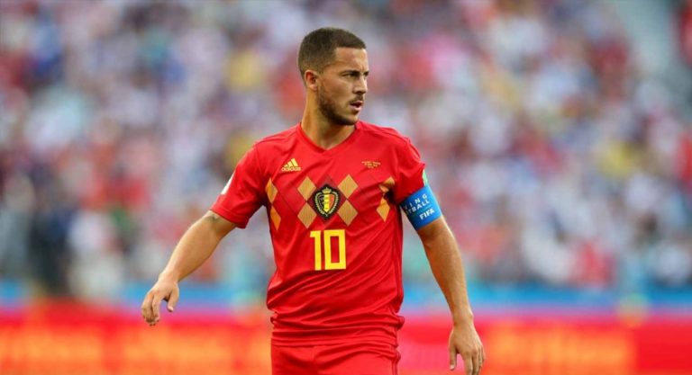 (video) eden hazard creates an incredible four chances in just one minute