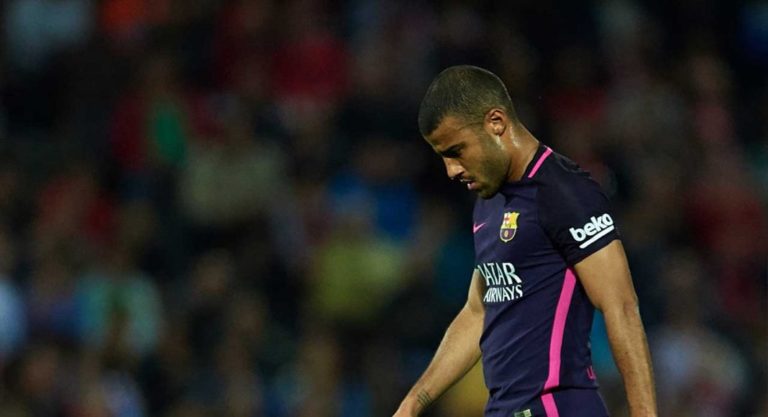 Barcelona give chelsea choice of three players in exchange for willian