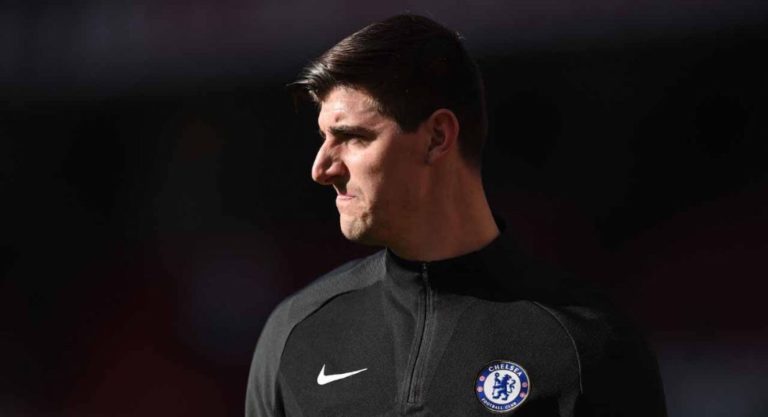 (Image) Chelsea Goalkeeper Located… And He’s Not Even In England