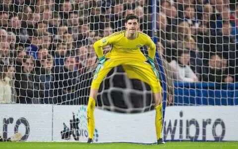 Courtois gets mocked by Chelsea fans after conceding five goals in El Clasico