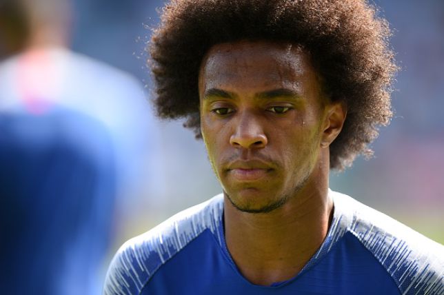 Willian reveals the major difference between Maurizio Sarri and Antonio Conte