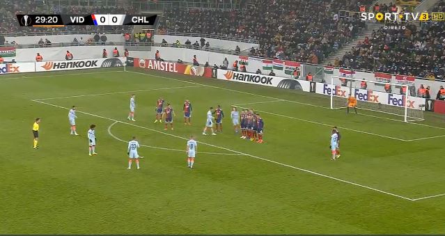 (Video): Watch How Willian scores peachy free kick