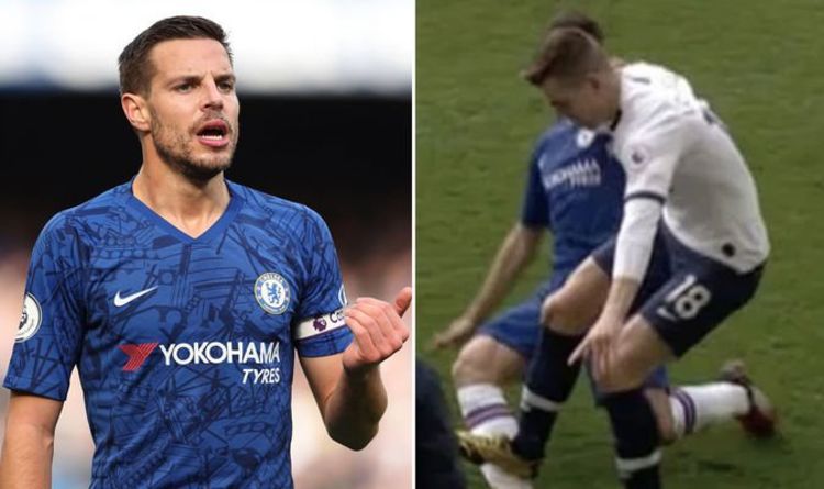 Azpilicueta ‘reacts’ to VAR decision after Lo Celso’s stamp on his leg