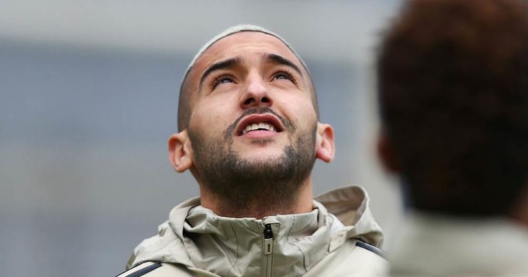 Chelsea told to bring in former Premier League superstar this summer to support Ziyech
