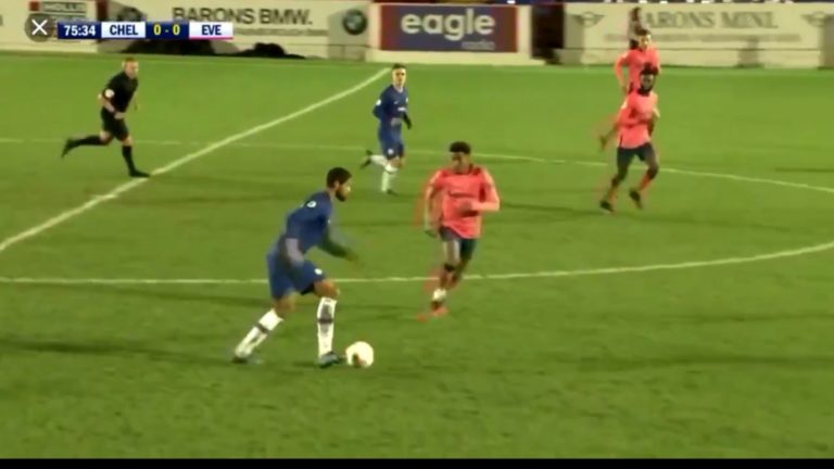 (Video): Watch how Defenders are bouncing off Loftus-Cheek during his first 90 mins back