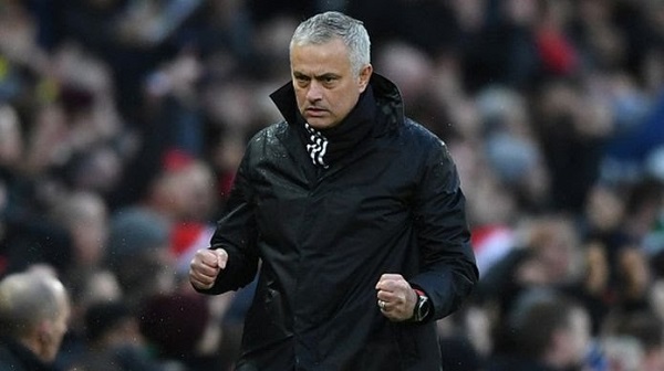 Jose Mourinho sends ‘Huge’ message to Frank Lampard after winning Manager of the Month award