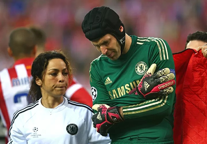 REVEALED: Petr Cech explained how he suffered at Chelsea without people knowing