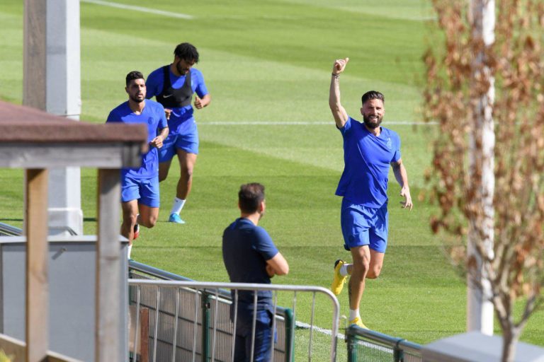 (Images) : Chelsea players officially back in training with new N’Golo Kante’s haircut
