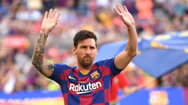 “He’s a complete striker”- Lionel Messi hails Chelsea transfer target as a complete player