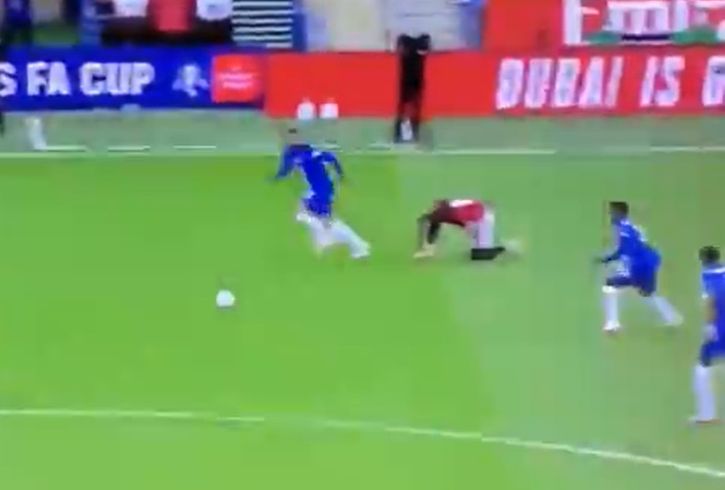 (VIDEO): Watch how loftus cheek absolutely destroys Paul Pogba with his strength and balance