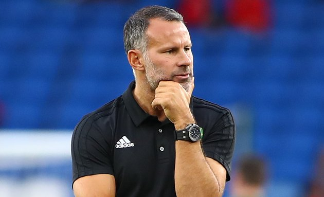 Ryan Giggs told Chelsea player to leave Stamford Bridge following latest signings