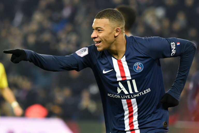 Mbappe sends ‘massive message’ to Thiago Silva after his first Chelsea goal
