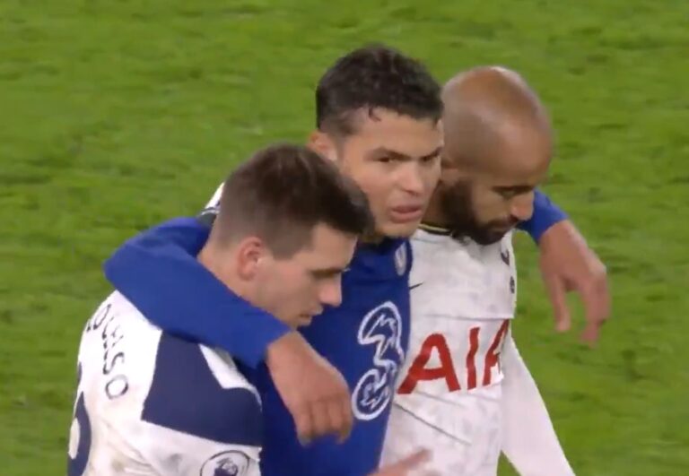 (VIDEO): “Massive respect”- PSG kids rush to Thiago Silva to pay their respects at full time