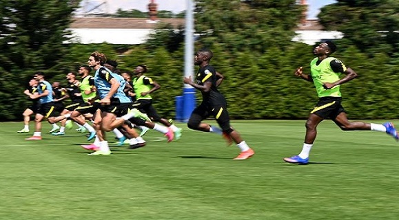 Done Deal: Premier league club complete signing of another Chelsea midfielder