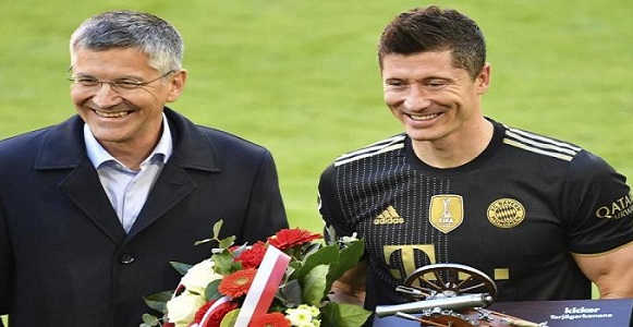 Bayern Munich president finally sends clear Lewandowski transfer message to Chelsea