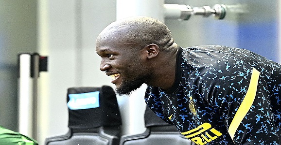 Just in: Lukaku respond to Chelsea €130m offer as Inter set to make decision in coming weeks