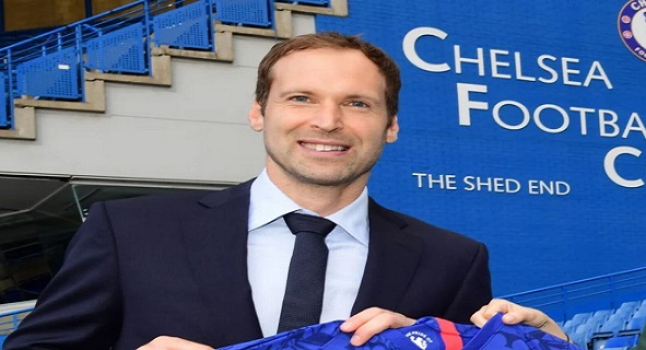 Agent Cech at ‘work again’ as he’s ready to help Chelsea sign €55m Man Utd transfer target