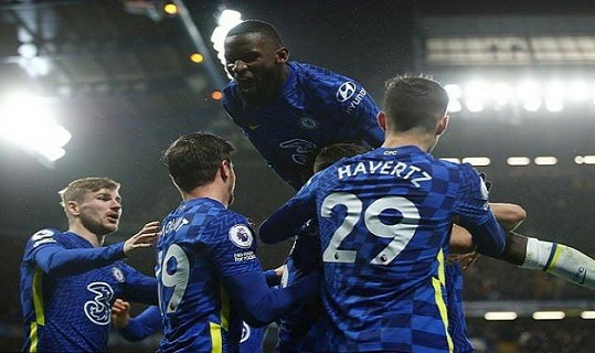 “Three teams going for it” – as Liverpool player reacted to Chelsea’s die minute goal against Leeds