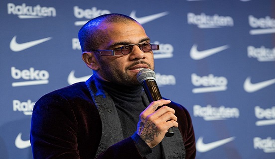 ‘Honestly he does not deserve it! as Dani Alves reveals who deserves to win the Ballon d’Or award and not Lionel Messi