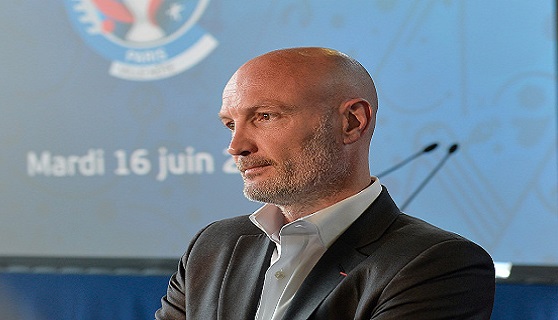 “He’s at the sunset of his career, let him go ” – Leboeuf reveals why Tuchel should let Chelsea player leave after latest club decision