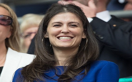 Spanish player believes he can double his salary and win trophies if he signs for Chelsea