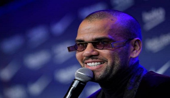 ‘I like watching him, he’s a great player’ – Dani Alves hails Chelsea star