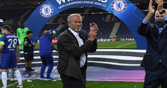 ‘These people are thieves, go ahead ROMAN’ – Chelsea fans backs latest Abramovich’s U-turn on Chelsea sale