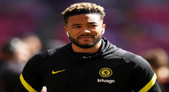 Confirmed: 3 potential right wing back Chelsea ready to sign to compete with Reece James