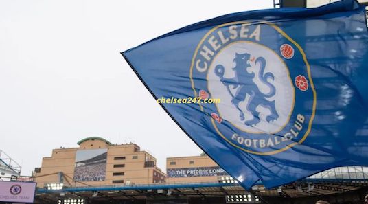 £200k-a-week star would be ‘crazy’ signing at Stamford Bridge – report