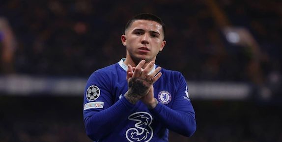 Chelsea finally decide £70m midfielder to partner Enzo next season – journalist reveals