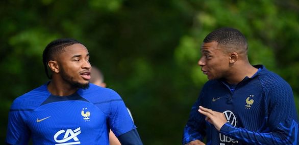 Kylian Mbappe sends brilliant message to Christopher Nkunku after first Chelsea training