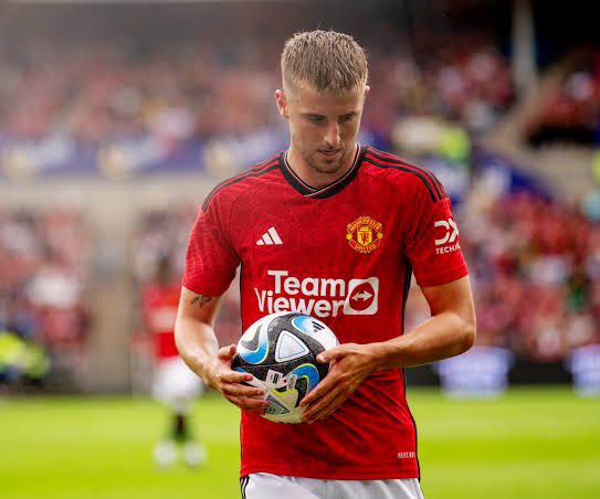 Mason Mount has three-word reaction after shocking news from Chelsea