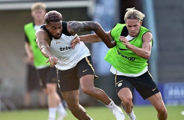 Reece James sends wordless message to Mykhailo Mudryk after what he did last night