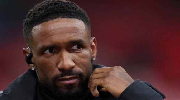 “A mad name to throw out bro!” – Jermain Defoe reveals why he pay to watch Chelsea star than watching Lionel Messi