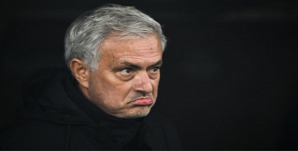 I wanted to be the next David Beckham for Chelsea but Jose Mourinho told me to ‘forget it’ – Former Chelsea star reveals