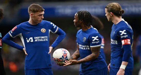 24-year-old Chelsea man blamed for penalty incident between Raheem Sterling and Cole Palmer