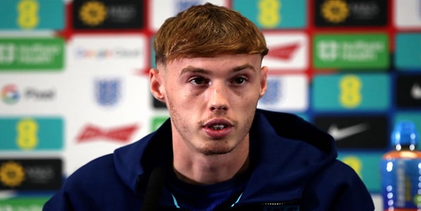 “Don’t say that again” – Cole Palmer slams Tim Sherwood after he was asked a tricky question