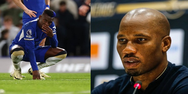 Didier Drogba gives Nicolas Jackson private instruction ahead of Arsenal vs Chelsea clash Didier Drogba gives Nicolas Jackson private instruction ahead of Arsenal vs Chelsea clash