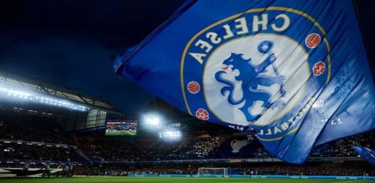 Chelsea Premier League title dream given green light as Blues receive January transfer boost